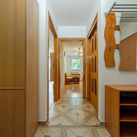 Appartement Krzywoustego Comfort By Bookinghost