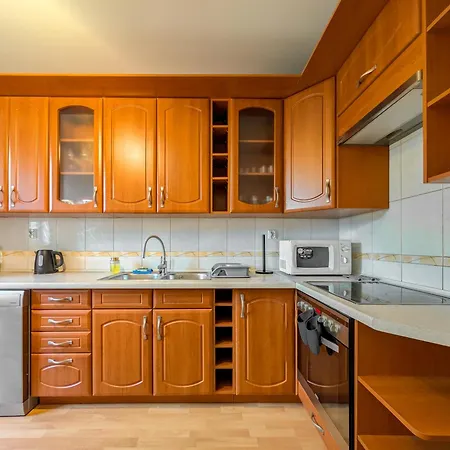 Krzywoustego Comfort By Bookinghost